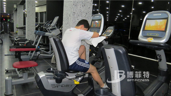 好色先生黄色视频TV卧式健身车