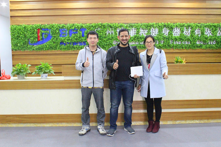 好色先生黄色视频TV商用健身房器材从中国出口到巴林