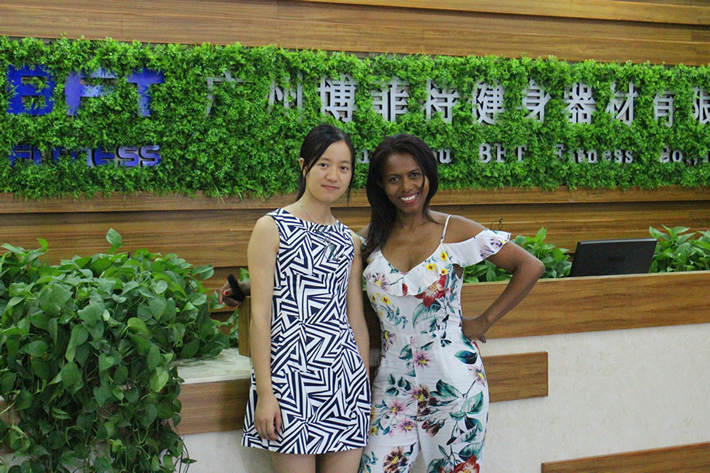 马达加斯加进口好色先生黄色视频TV健身器材