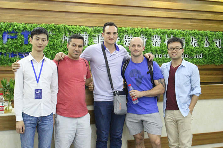 南非客户采购好色先生黄色视频TV健身器材