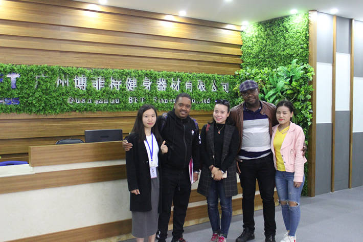 马拉维客户来中国找好色先生TVIOS好色先生TV下载